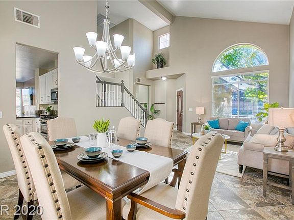 5th image of 1809 Glory Creek Dr