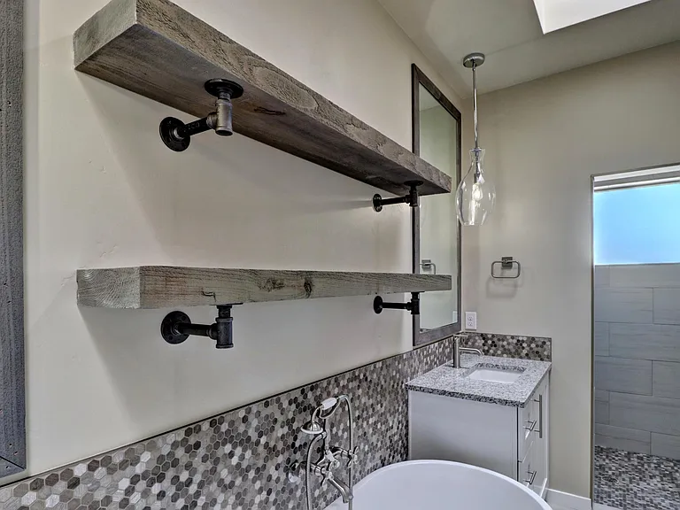 4607 Melrose Rd — Photo 22