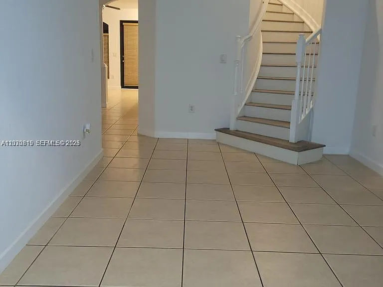 10315 NW 30th Ter #10315 — Photo 5