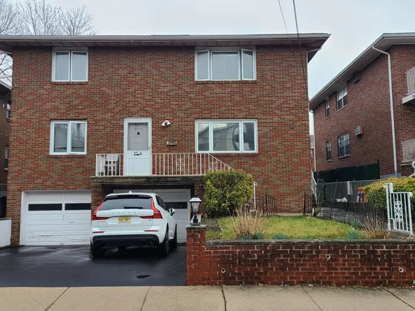 2152 South St Floor 1, Fort Lee, NJ 07024