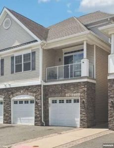 28 Elston Ct, Haskell, NJ, 07420