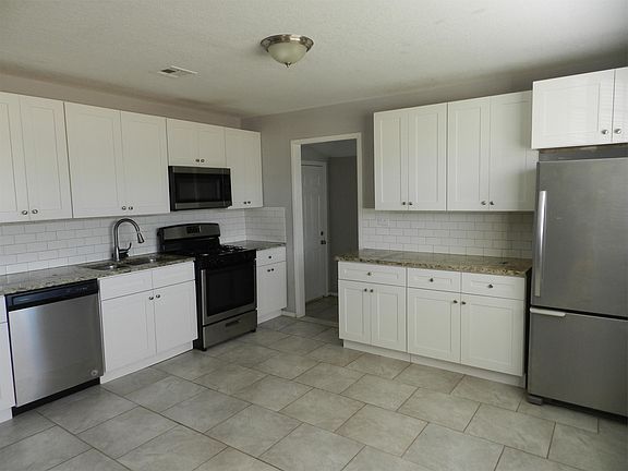 2nd image of 2319 NW 30th St