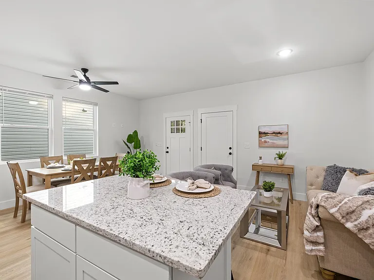 689 Neighborhood Rd — Photo 2