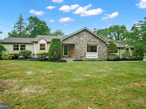 701 Johns Ln, Ambler, PA 19002