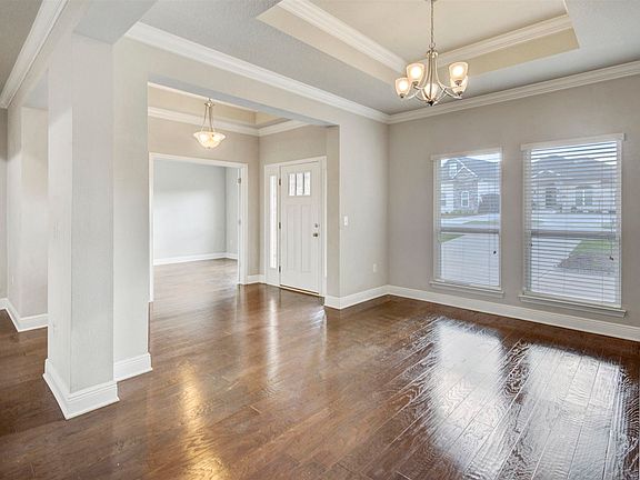 5th image of 5816 Huntington Creek Blvd