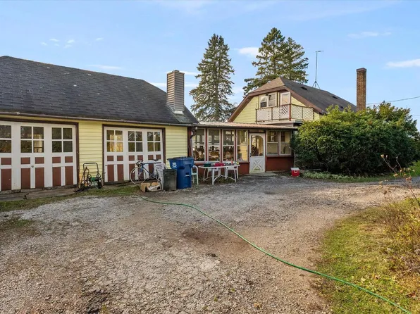 295 Clark STREET, Glenbeulah, WI 53023