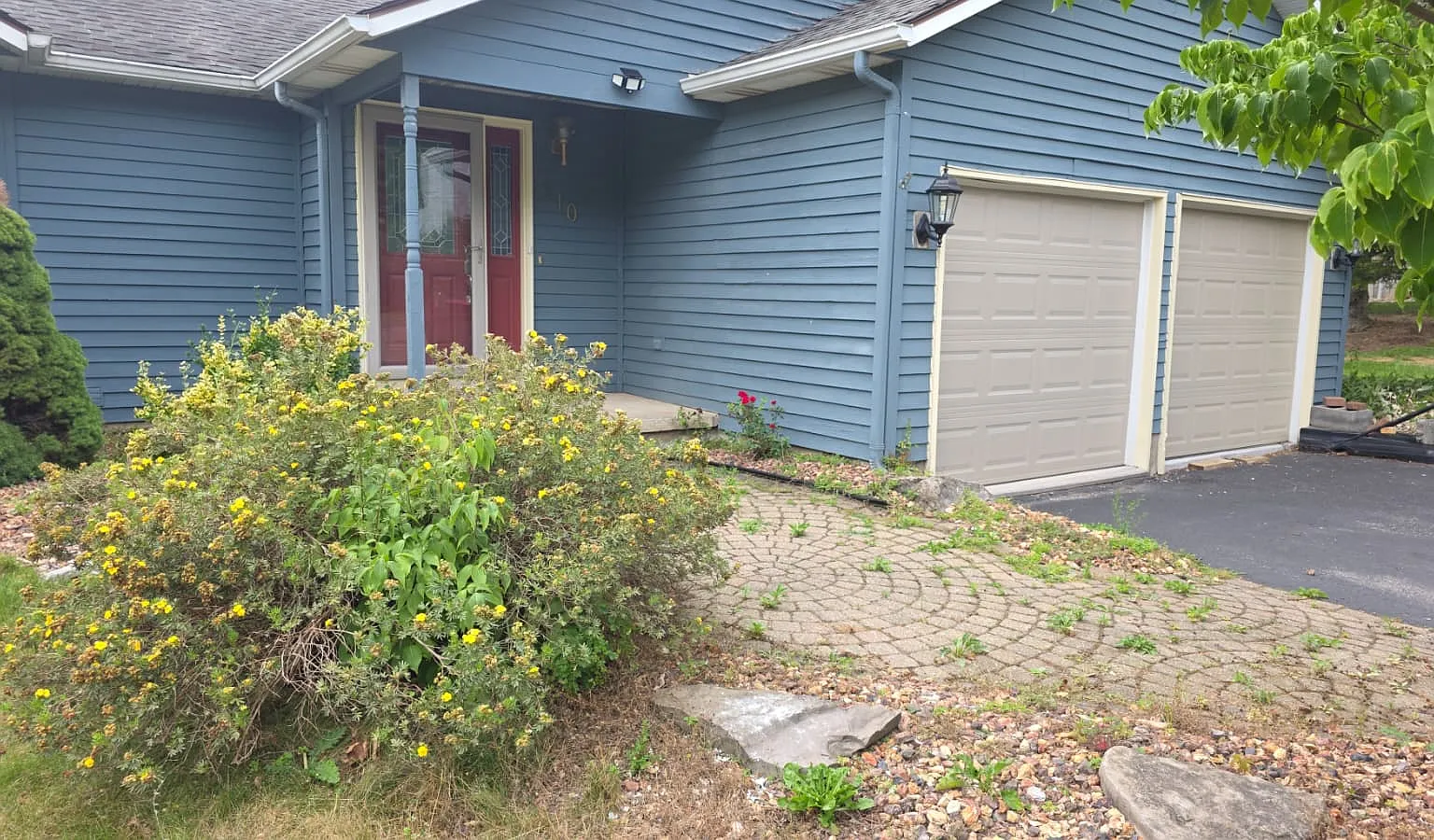 3 bed, 1708 sqft, $3,600 — Photo 2