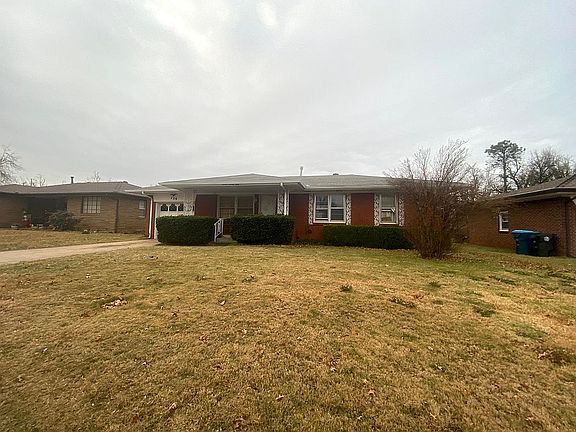 2nd image of 729 General Senter Dr