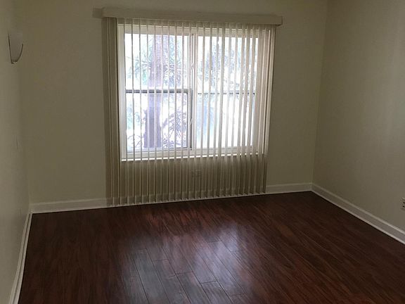 3rd image of 4710 N Elston Ave Unit B-ap204