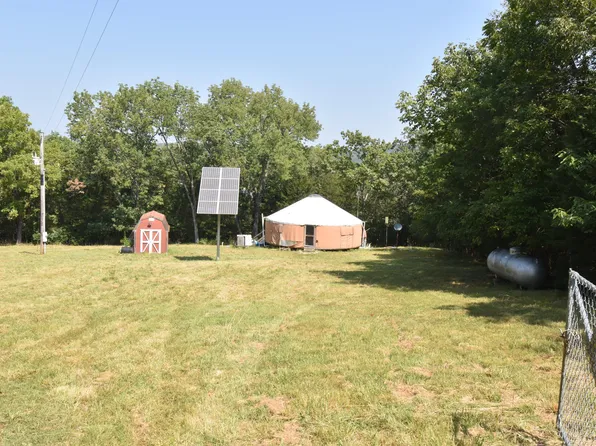 293 Metro Lane, Lampe, MO 65681