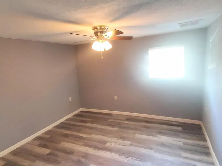 731 37th St S — Photo 14