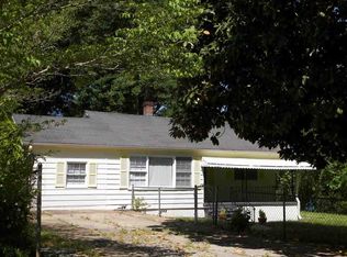 628 Old Whitney Rd, Spartanburg, SC 29303