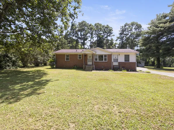 106 Darwin St, Decherd, TN 37324