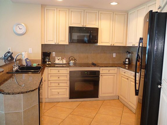 5th image of 3 Portofino Dr #T507