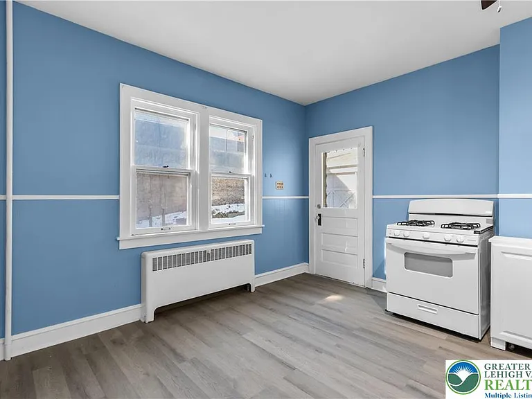 746 N Washington St #1 — Photo 5