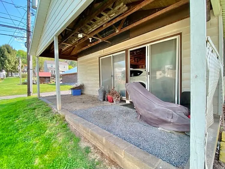 215 Green St #217 — Photo 30