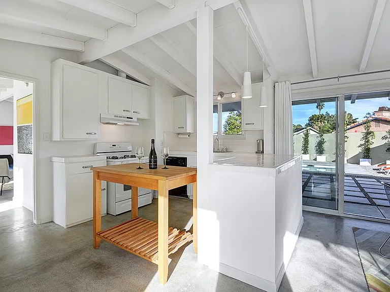 2290 N Cerritos Rd — Photo 12