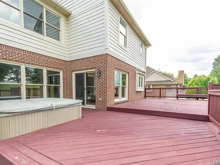 51334 W Hills Dr — Photo 4