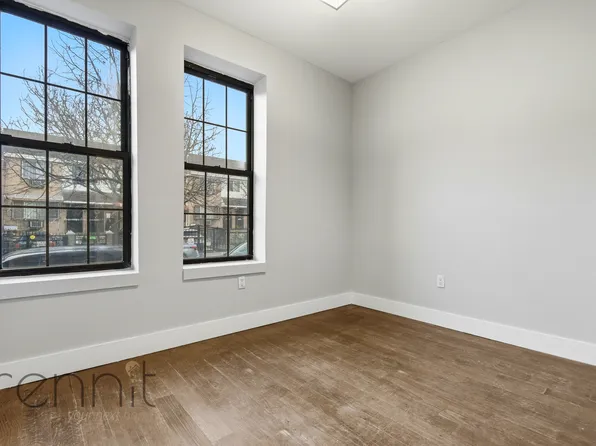 119 Linden Street image 7 of 18