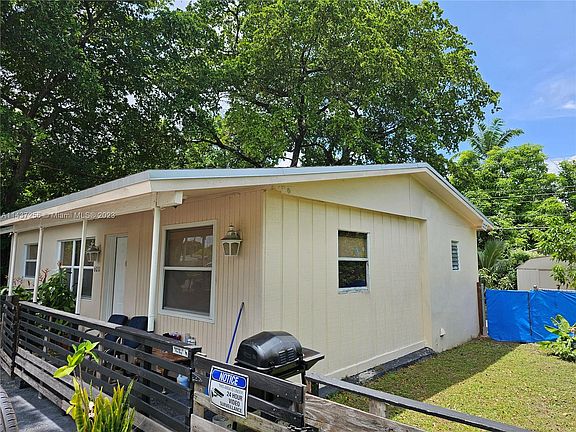 2nd image of 6011 NW 42nd Ave