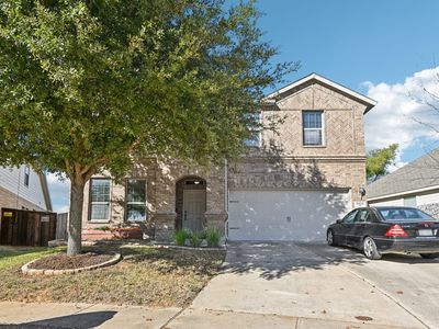 2812 Merry View Ln, Fort Worth, TX, 76120