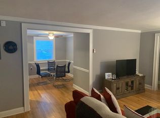 43 Manor Dr, Red Bank, NJ 07701