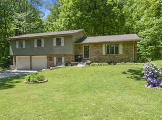 1640 S Ridgeview Rd, Logansport, IN 46947