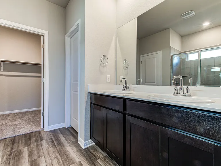 14513 Heartland Dr — Photo 17