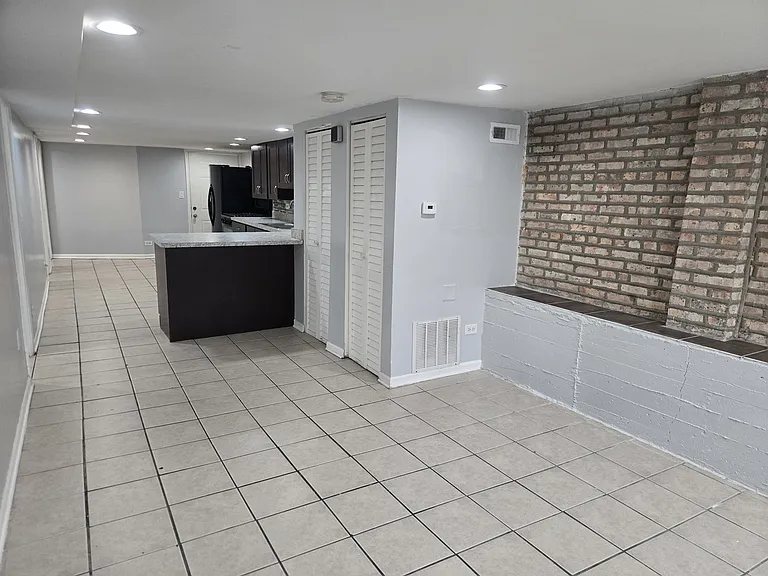 1935 N Leamington Ave #1 — Photo 3