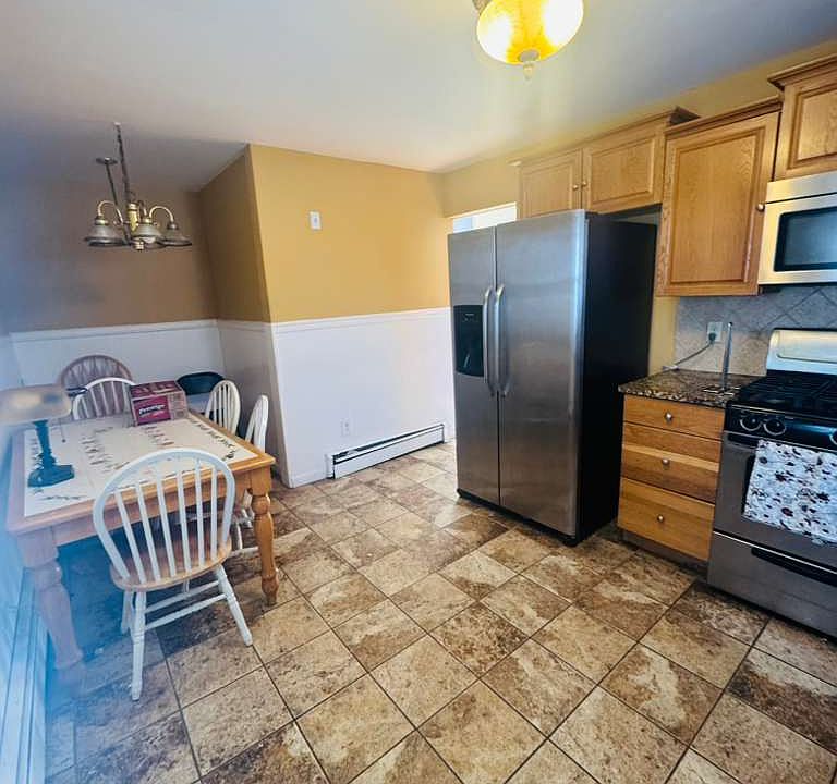 2nd image of 3 Ruby St #0