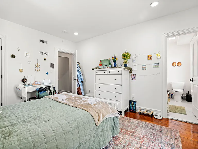 47 Julian St — Photo 29