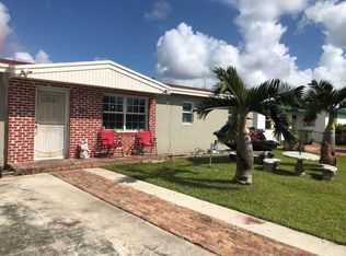671 NW 9th St, Homestead, FL 33030