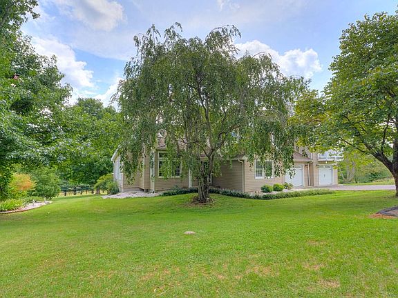 3rd image of 269 Heritage Way