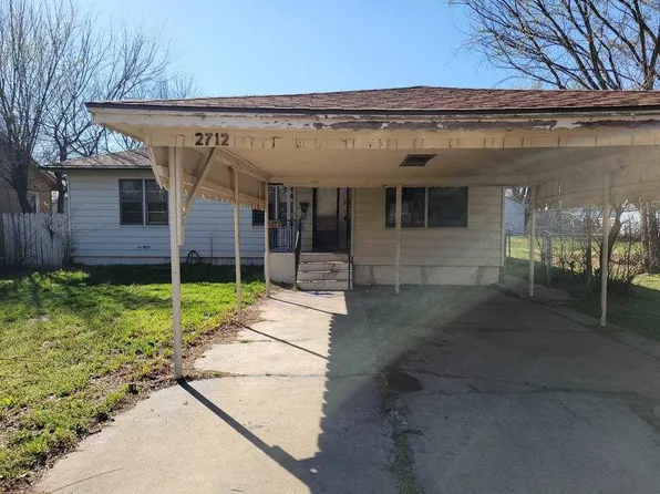 2712 NW 25th St, Lawton, OK 73505