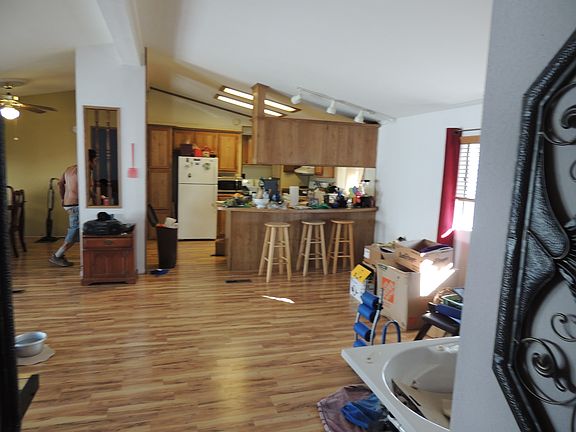 2nd image of 5750 Via Real Unit 216