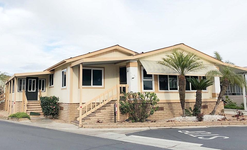 2nd image of 3461 Don Carlos Dr