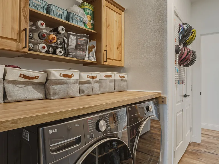 115 Brooklyn Cir — Photo 15