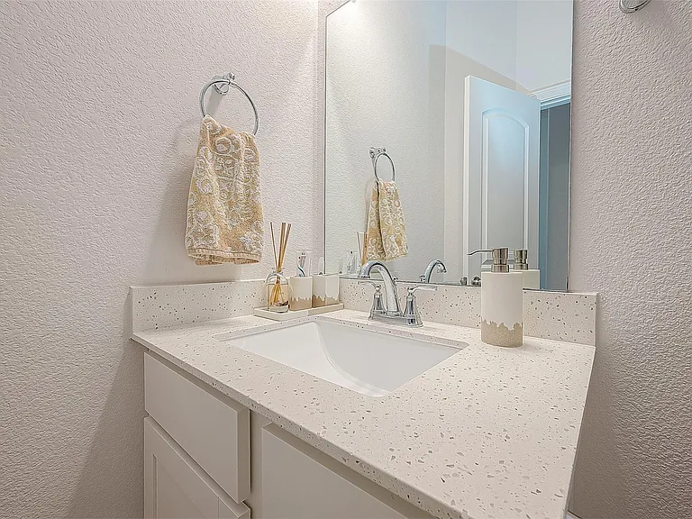 1838 Smithers Landing Dr — Photo 33