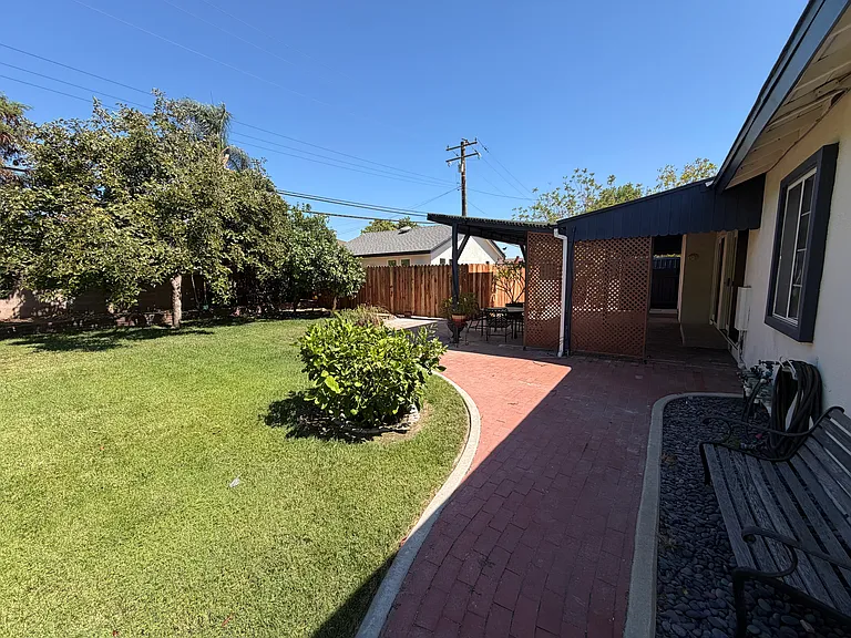 1516 Wells Ave #A — Photo 14
