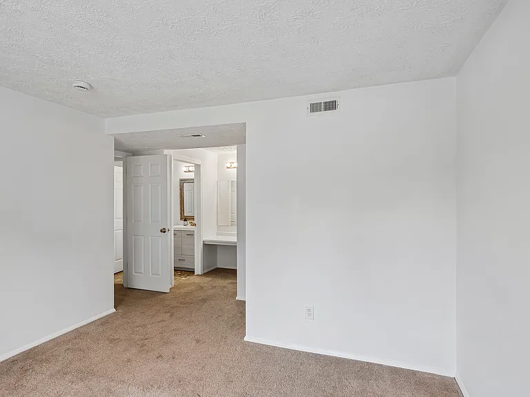 8036 Abbey Ct #D — Photo 14