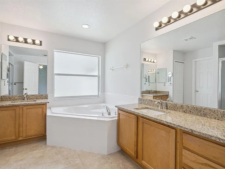 622 Delancey Dr — Photo 14