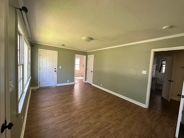 25 Carmel Dr — Photo 9