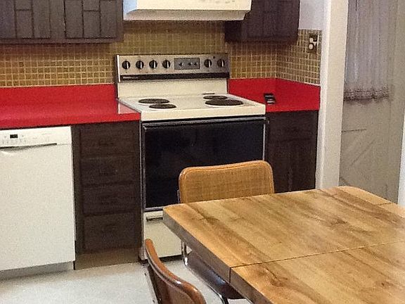 2nd image of 2504 Hackney Dr