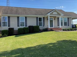 450 Talon Dr, Hopkinsville, KY 42240