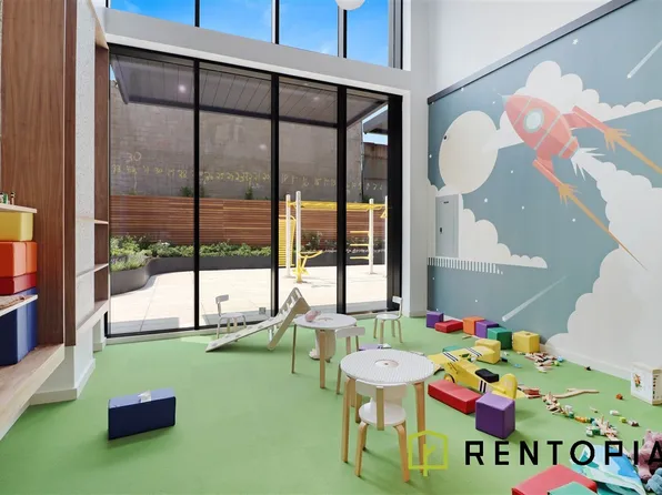 1010 Pacific Street image 8 of 29