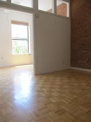 Rented by Centric New York | media 23