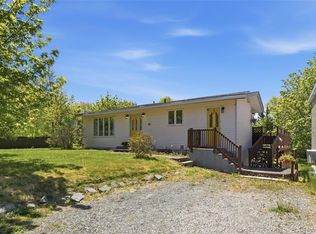 40 Squires Avenue, Conception Bay South, NL A1W4R5
