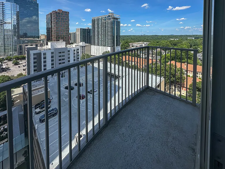 943 Peachtree St NE #1318 — Photo 12