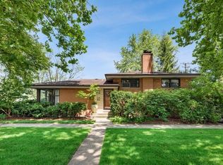 801 N Delphia Ave, Park Ridge, IL 60068