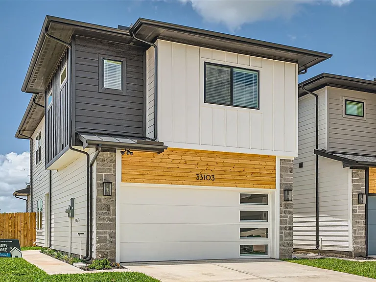 33103 Oak Heights Pl — Photo 2